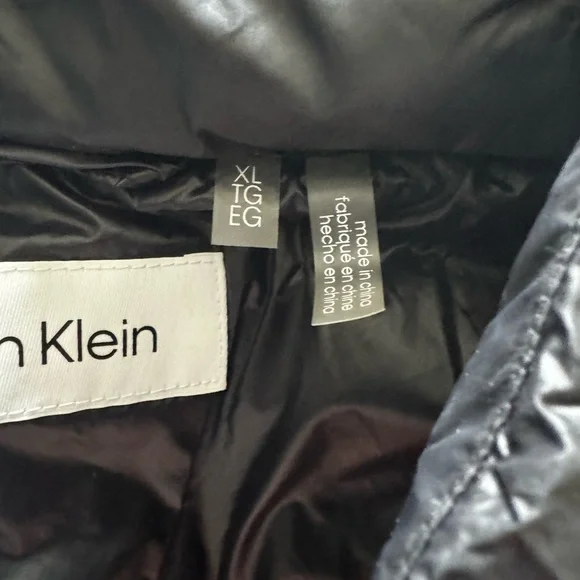 Black Puffer Jacket - Picture 3 of 5